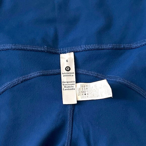 Lululemon - NWOT Train High rise shorts - Picture 3 of 3